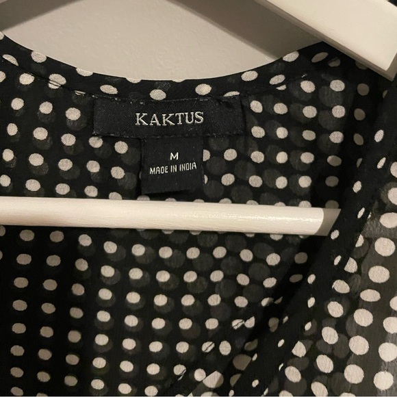 Kaktus white and black Tunic Top‎ size medium - Picture 3 of 5